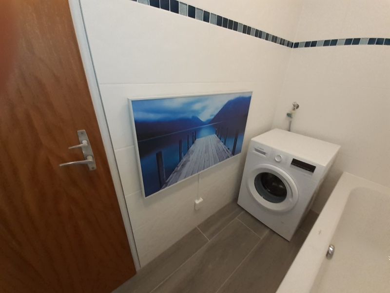 Blick auf die Waschmaschinennische